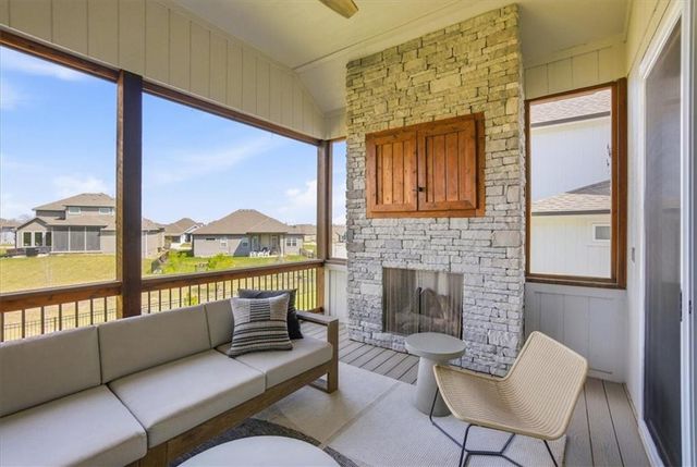 17321 Bradshaw Street, Overland Park, KS 66221