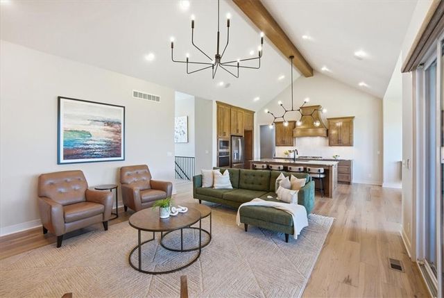17321 Bradshaw Street, Overland Park, KS 66221