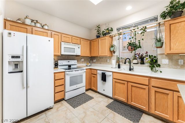 10722 Sky Meadows Avenue, Las Vegas, NV 89134