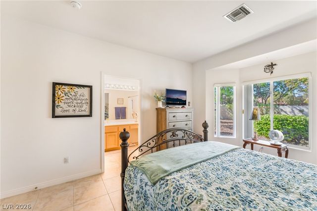 10722 Sky Meadows Avenue, Las Vegas, NV 89134