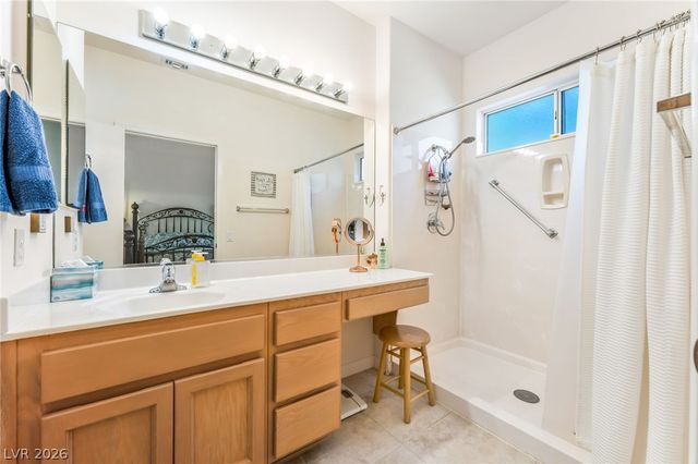 10722 Sky Meadows Avenue, Las Vegas, NV 89134