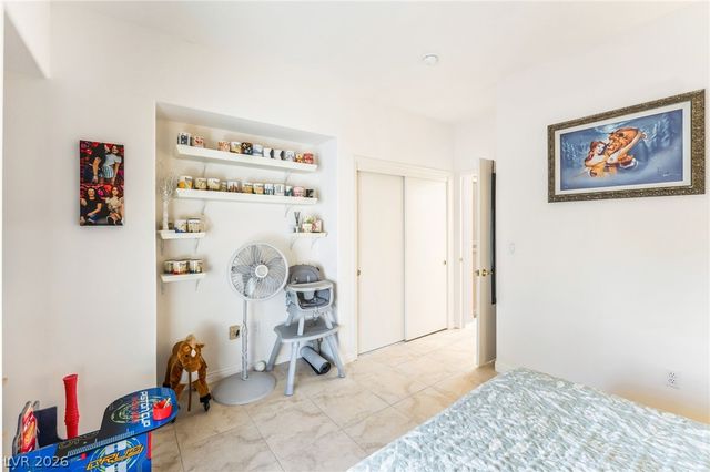 10722 Sky Meadows Avenue, Las Vegas, NV 89134