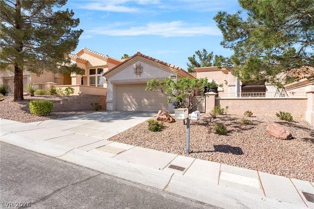 10722 Sky Meadows Avenue, Las Vegas, NV 89134