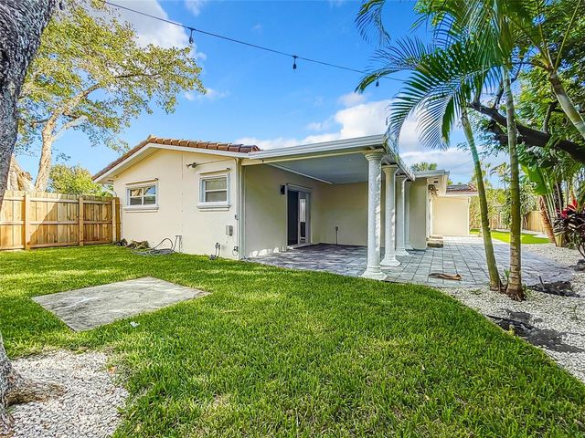 2836 NW 11th Avenue, Wilton Manors, FL 33311