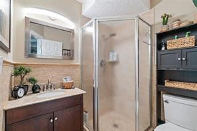 5151 W Oakland Park Boulevard 204, Lauderdale Lakes, FL 33313