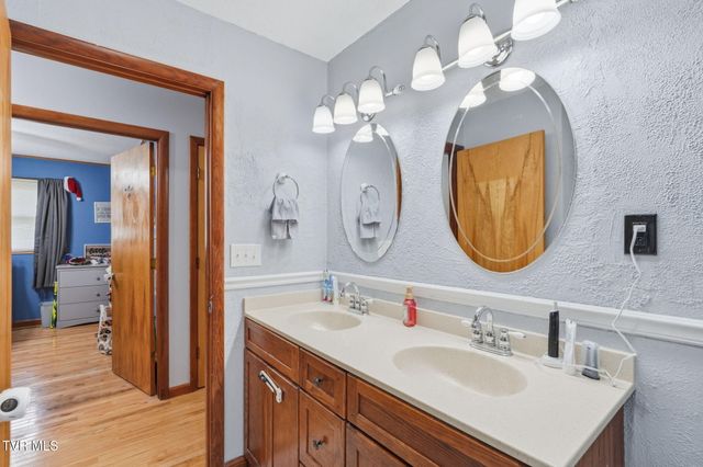 261 Price Road, Elizabethton, TN 37643