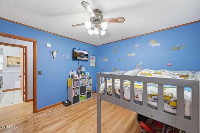 261 Price Road, Elizabethton, TN 37643