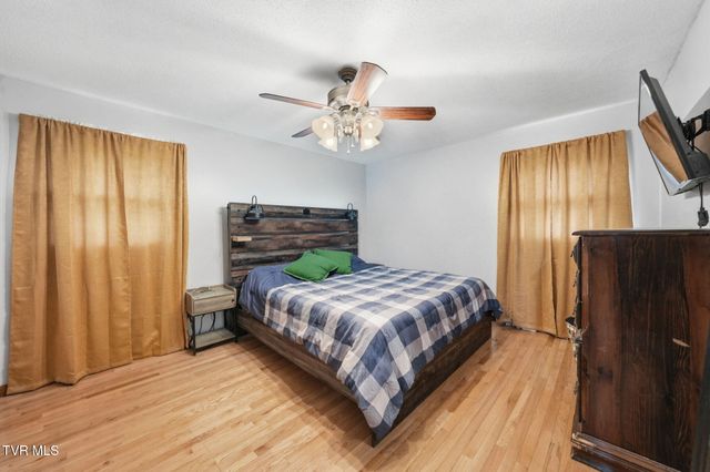 261 Price Road, Elizabethton, TN 37643