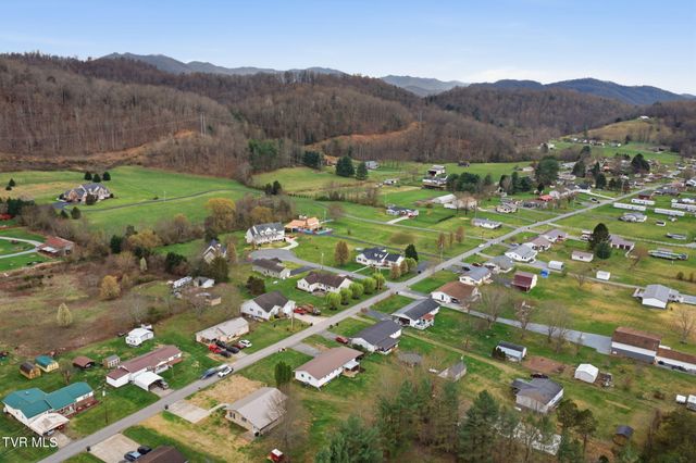 261 Price Road, Elizabethton, TN 37643