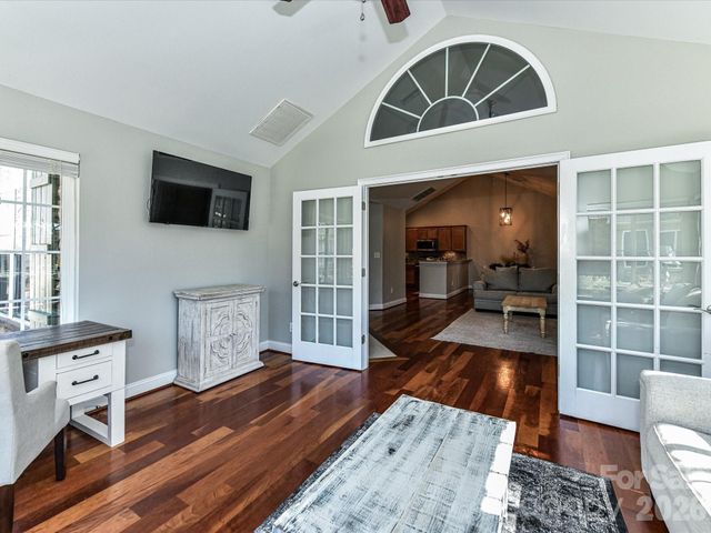 5433 Prosperity View Drive, Charlotte, NC 28269