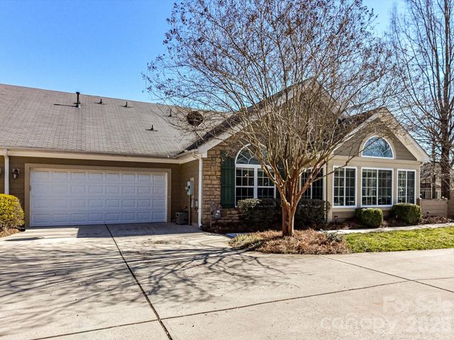5433 Prosperity View Drive, Charlotte, NC 28269