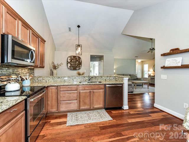 5433 Prosperity View Drive, Charlotte, NC 28269