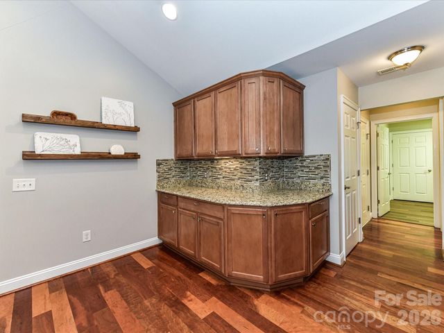 5433 Prosperity View Drive, Charlotte, NC 28269