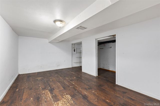 1727 Hunt Avenue, Bronx, NY 10462