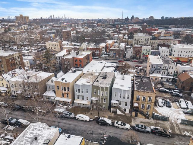 1727 Hunt Avenue, Bronx, NY 10462