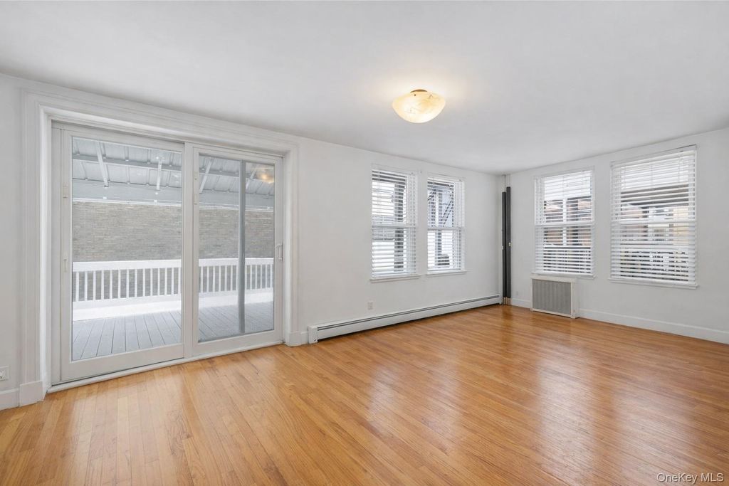 1727 Hunt Avenue, Bronx, NY 10462 — photo 5