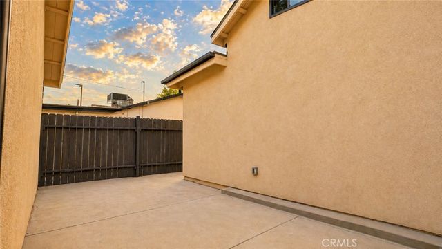4819 Genesta, Encino, CA 91316