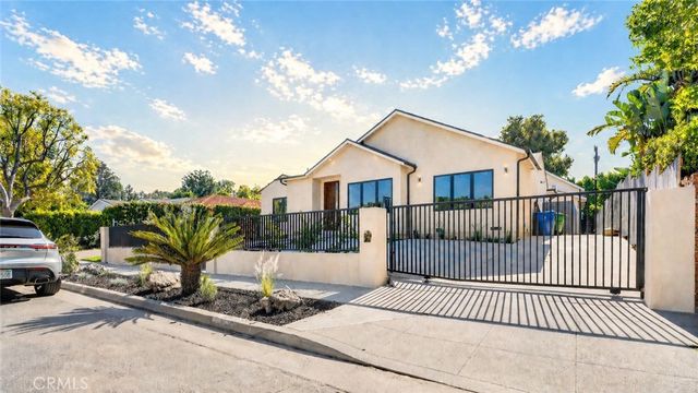 4819 Genesta, Encino, CA 91316