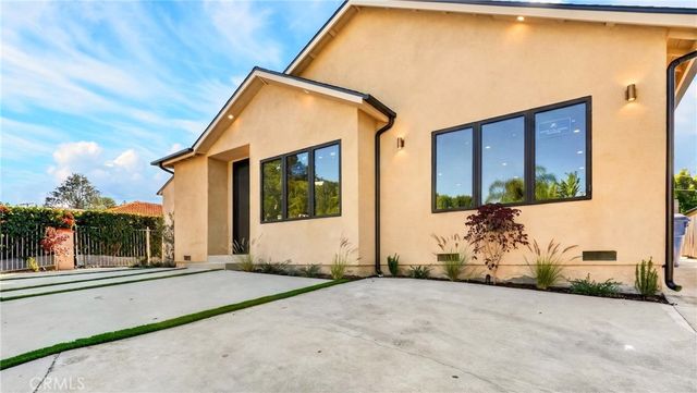 4819 Genesta, Encino, CA 91316