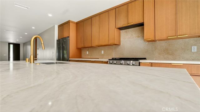 4819 Genesta, Encino, CA 91316