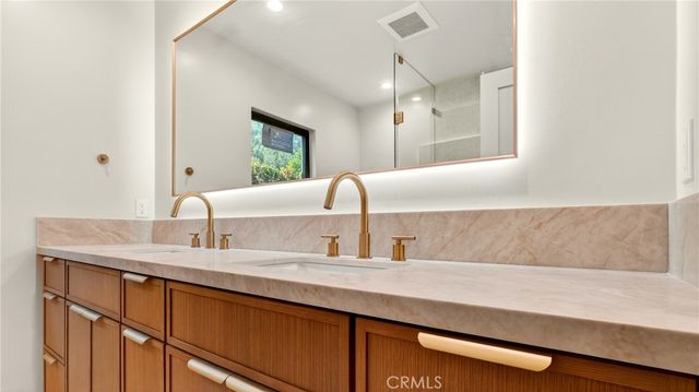 4819 Genesta, Encino, CA 91316