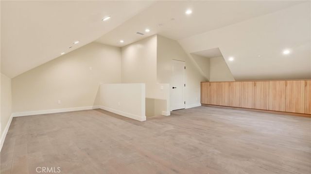 4819 Genesta, Encino, CA 91316