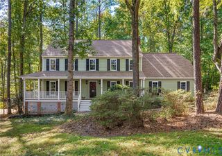 6010 Moss Creek Ct, Midlothian, VA 23112