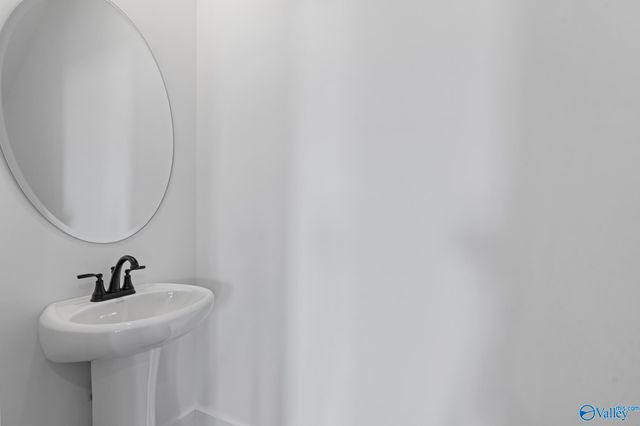 390 Broad Row Street, Huntsville, AL 35811