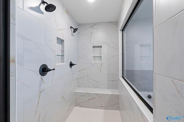 390 Broad Row Street, Huntsville, AL 35811