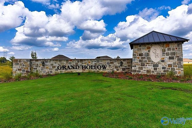 390 Broad Row Street, Huntsville, AL 35811