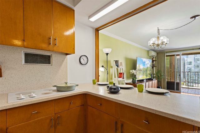 1350 Ala Moana Boulevard 2711, Honolulu, HI 96814