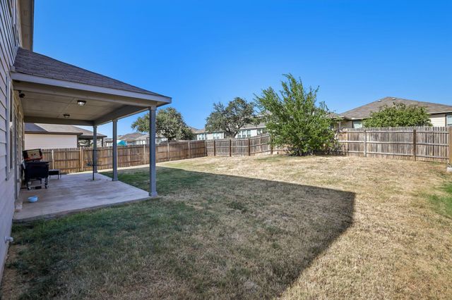 140 Limonite LN, Liberty Hill, TX 78642