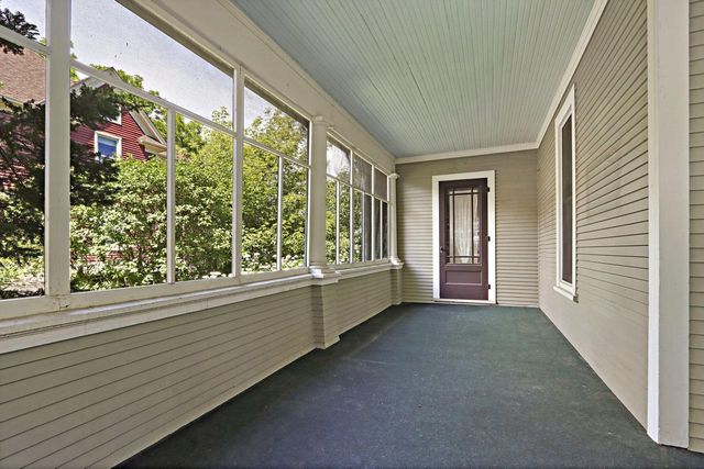 215 S Washington STREET, Elkhorn, WI 53121