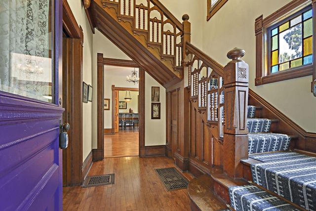 215 S Washington STREET, Elkhorn, WI 53121