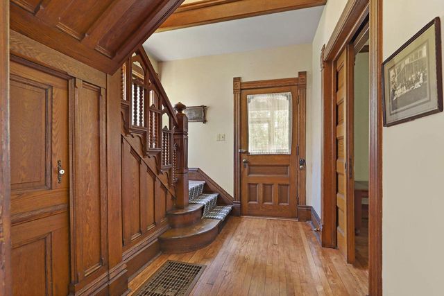 215 S Washington STREET, Elkhorn, WI 53121