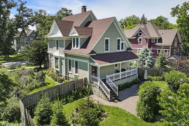 215 S Washington STREET, Elkhorn, WI 53121