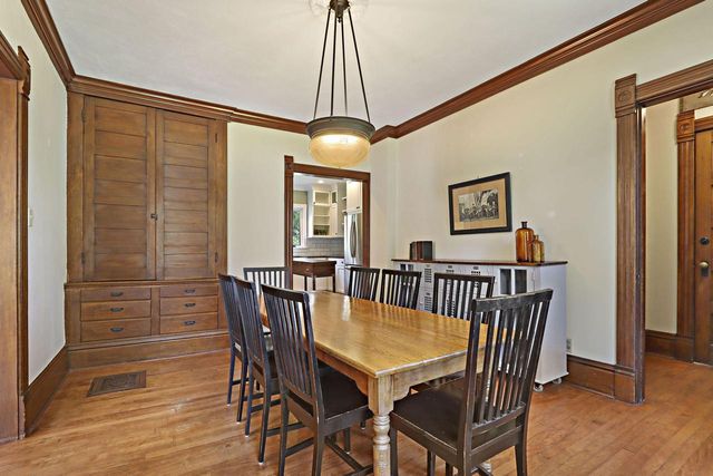 215 S Washington STREET, Elkhorn, WI 53121
