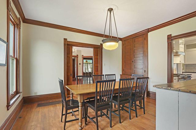 215 S Washington STREET, Elkhorn, WI 53121