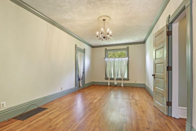 215 S Washington STREET, Elkhorn, WI 53121