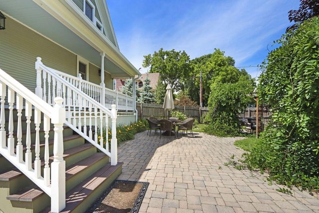 215 S Washington STREET, Elkhorn, WI 53121
