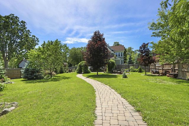215 S Washington STREET, Elkhorn, WI 53121