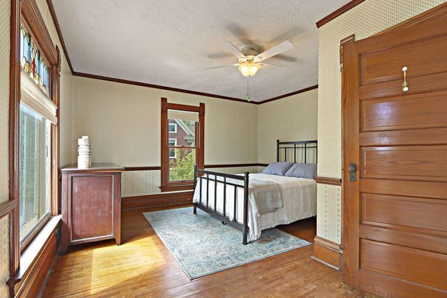 215 S Washington STREET, Elkhorn, WI 53121