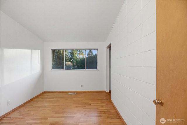 9004 NE 178th Street, Bothell, WA 98011