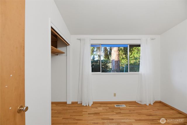 9004 NE 178th Street, Bothell, WA 98011