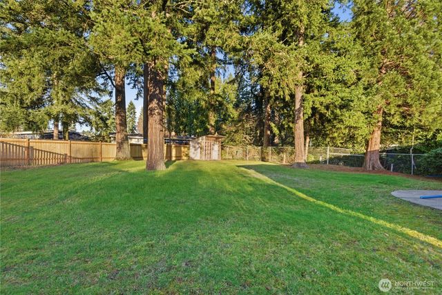 9004 NE 178th Street, Bothell, WA 98011