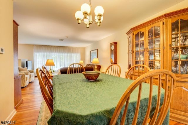 10 Ridge Way, Fanwood Boro, NJ 07023