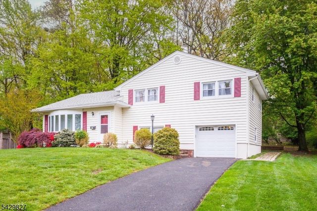 10 Ridge Way, Fanwood Boro, NJ 07023
