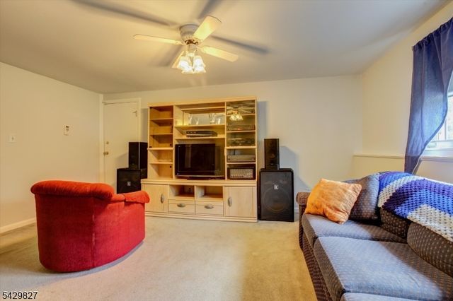 10 Ridge Way, Fanwood Boro, NJ 07023