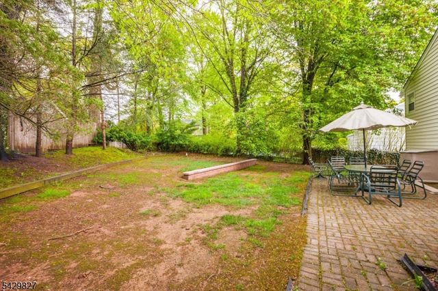10 Ridge Way, Fanwood Boro, NJ 07023