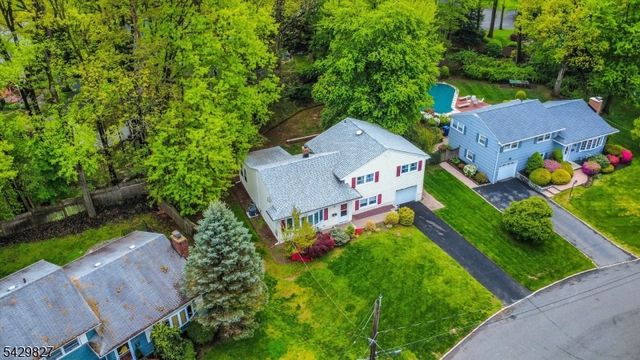 10 Ridge Way, Fanwood Boro, NJ 07023